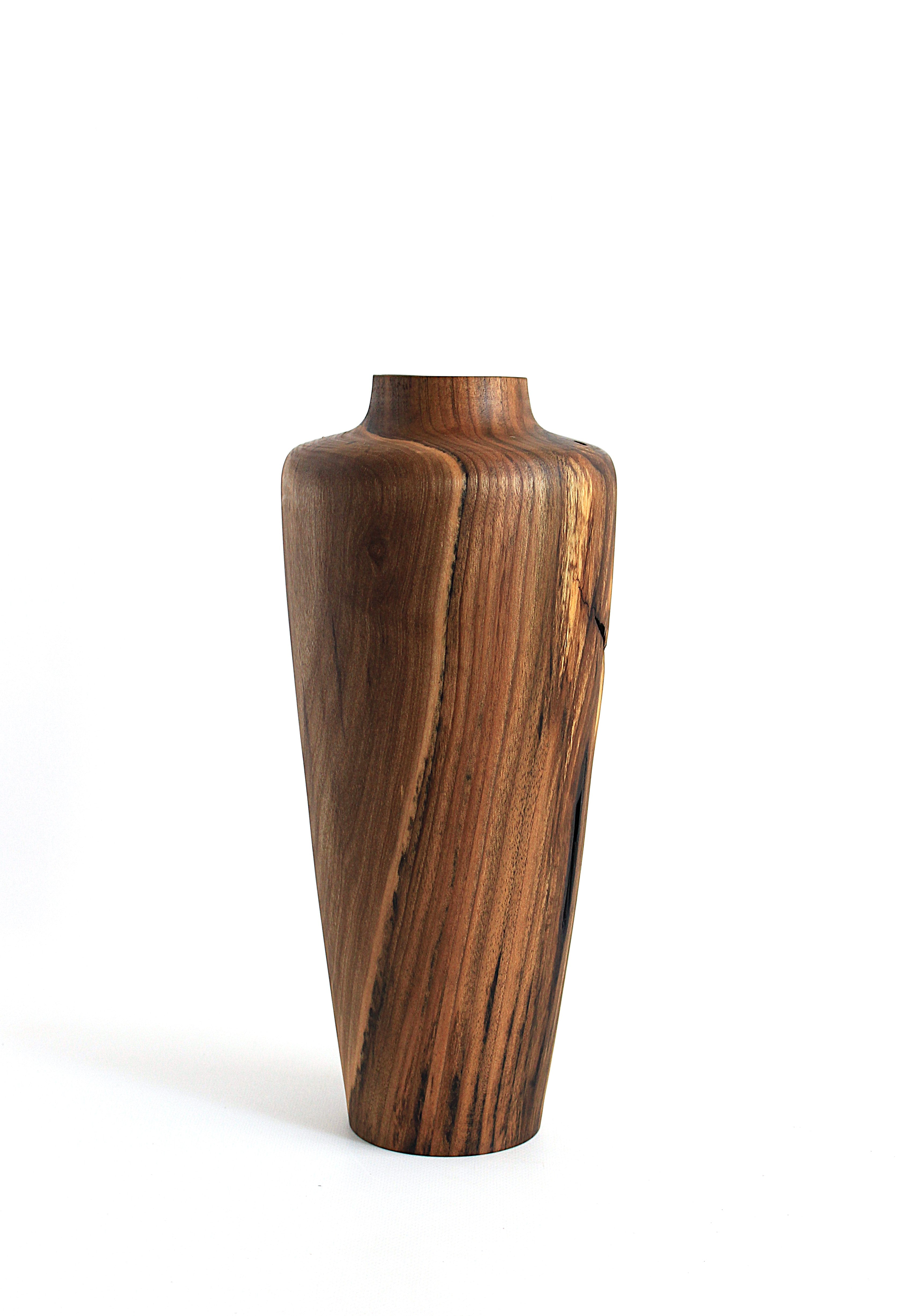 Walnut Wood Vase - Handcrafted Premium Decor